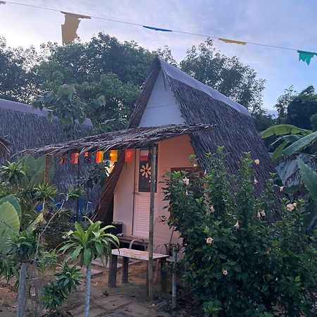 Phuketairportcamping Hotell Ban Bo Sai Klang Eksteriør bilde